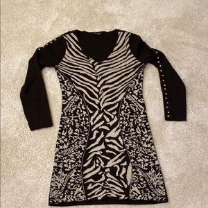 Stylish Black and White Patterned Dress